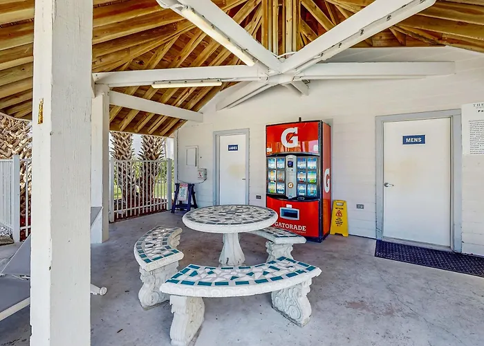 Ocean-view With Ac Indoor Pool & Gym - Sunsets On The Holiday home *